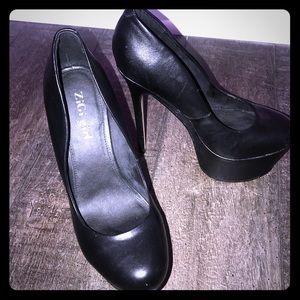 Zigi Girl Pumps